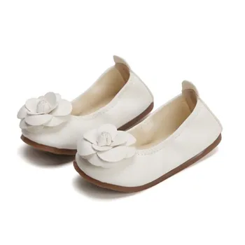 Белые кожаные туфли для девочек, Лоферы из искусственной кожи с цветочным рисунком для Малышей, Мягкие детские туфли на плоской подошве