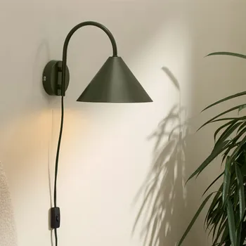 Настенный светильник с проводным выключателем прикроватная лампа для гостиной спальни простой современный фон настенная лампа для чтения в кабинете